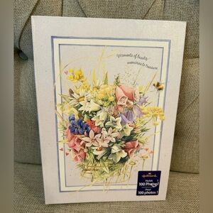 VTG Hallmark Floral Bouquet Photo Album - Multicolor